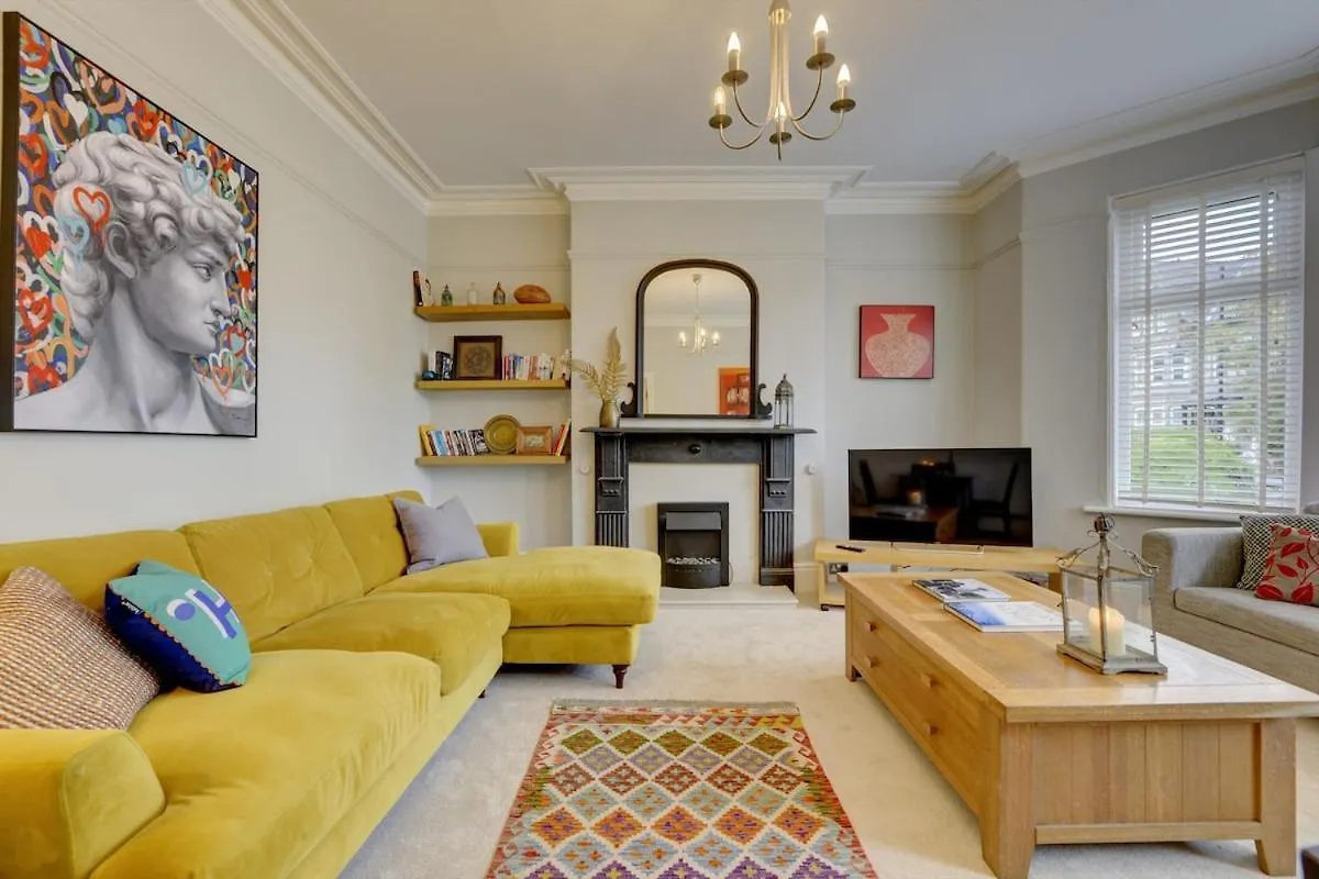 הרוגייט Cool 2 Bedroom Apartment Hg1 Free Parking