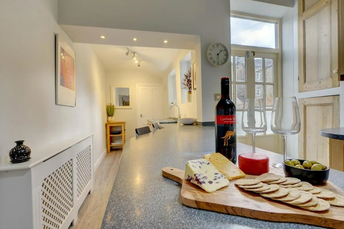 Cool 2 Bedroom Apartment Hg1 Free Parking Харрогейт